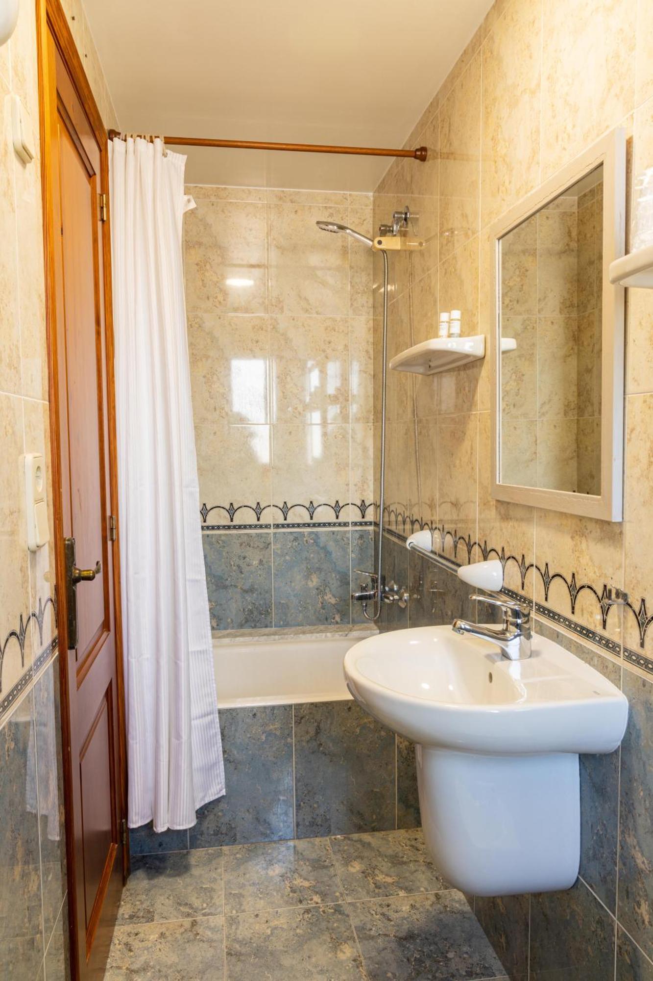 Casa Juanita 2*